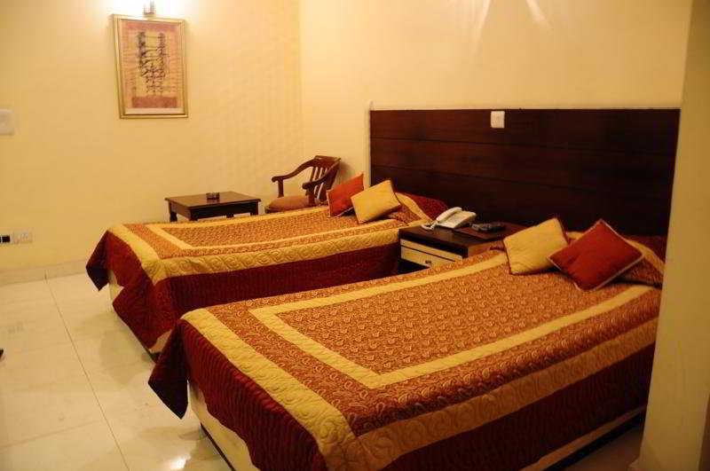 Regale Inn New Delhi